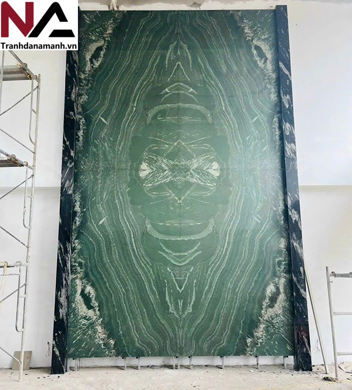 Tranh đ&aacute; th&ocirc;ng tầng đối xứng TDTT21