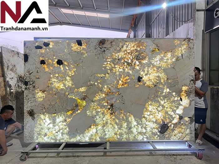 Tranh đ&aacute; th&ocirc;ng tầng xuy&ecirc;n s&aacute;ng TDTT22