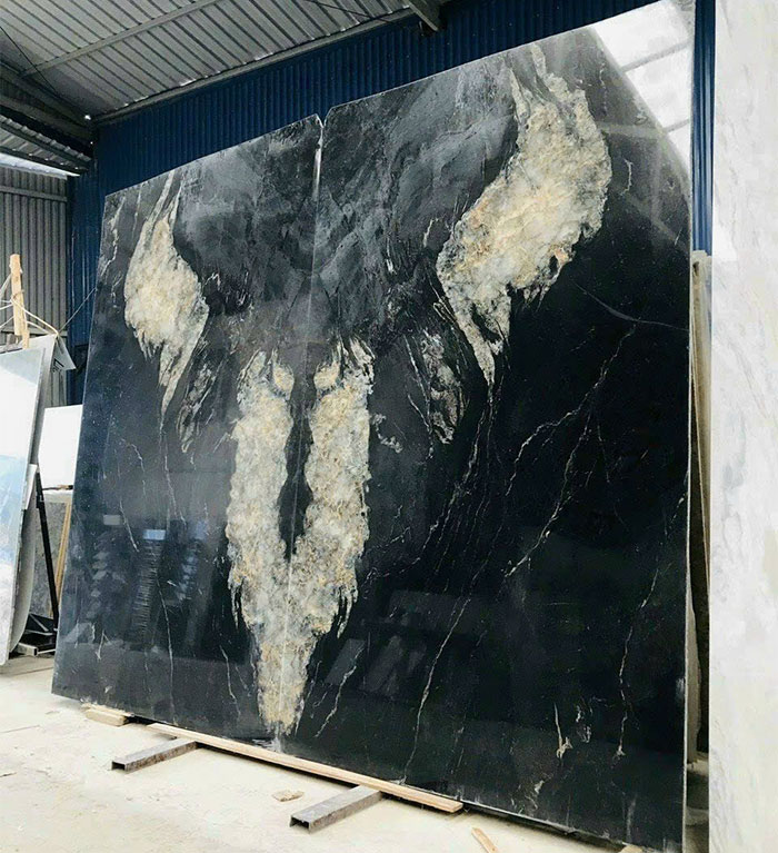 Tranh đá thạch anh đen TDTA16 - 2 tấm đối xứng 3 Tranh đá thạch anh đen TDTA16 - 2 tấm đối xứng